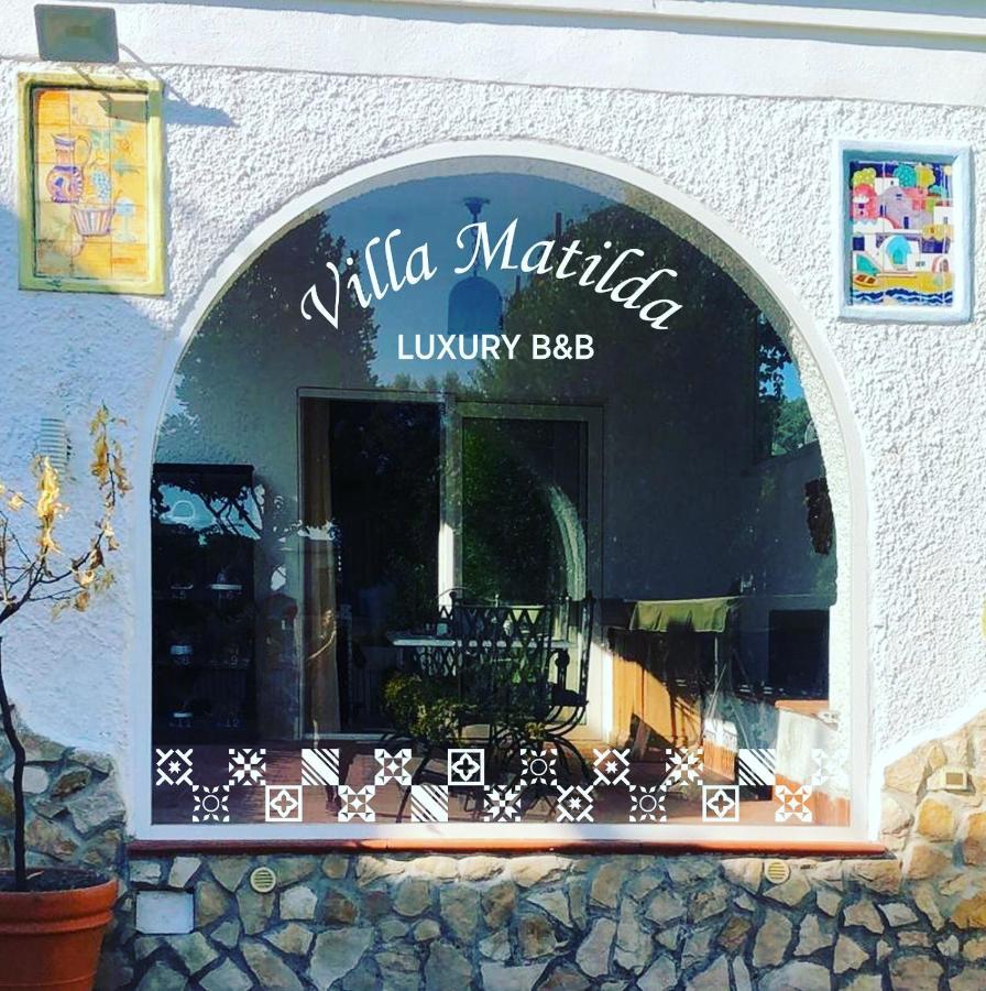 איסקיה Villa Matilda Luxury B&B מראה חיצוני תמונה